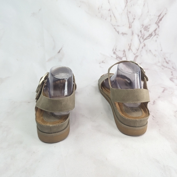 Sofft Sandals Womens 11 Metallic Gold Brown  Euro Buckle Ankle Strap Flat Greek - Picture 3 of 11